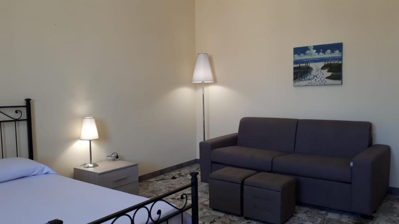 Damax&Sax Apartment Lecce Bagian luar foto