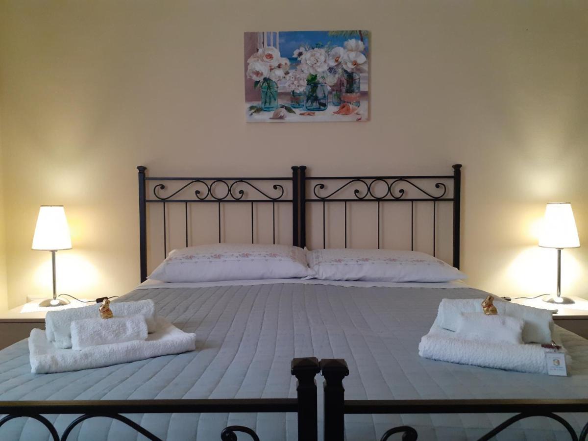 Damax&Sax Apartment Lecce Bagian luar foto